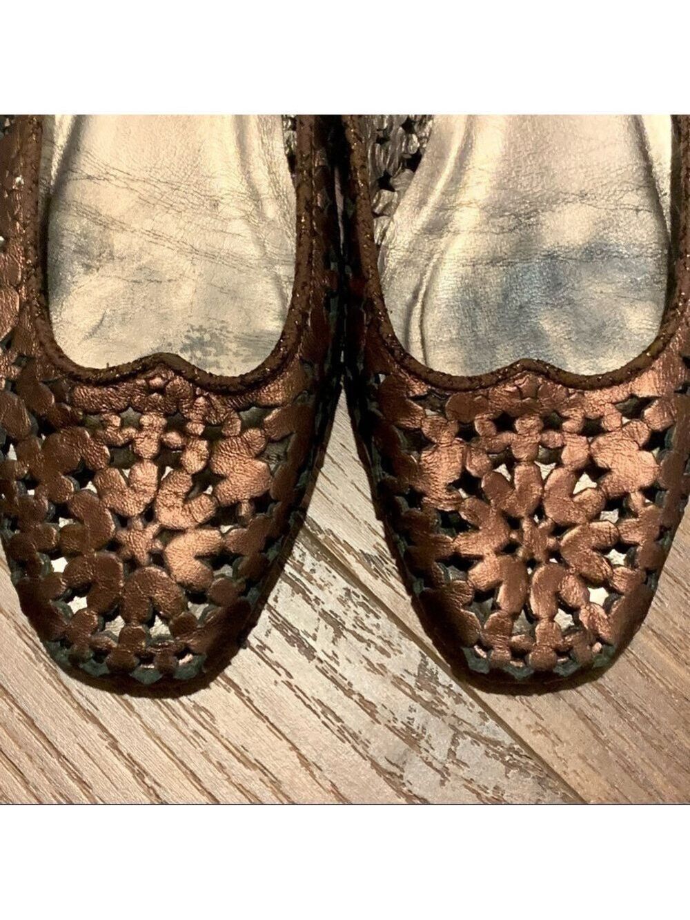 JIMMY CHOO Momo bronze leather ballet flats. Size 38.5. Made in Italy